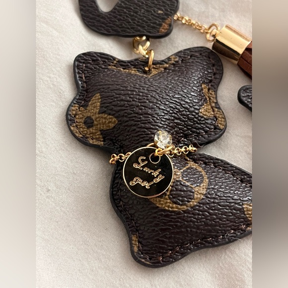 Brown and Gold Cat Keychain - Picture 3 of 3